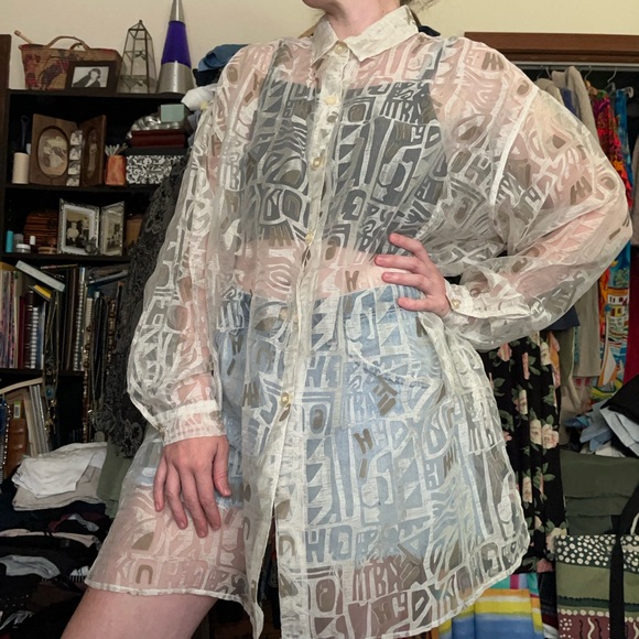 90s Express Sheer Button-Up - Picture 8 of 16